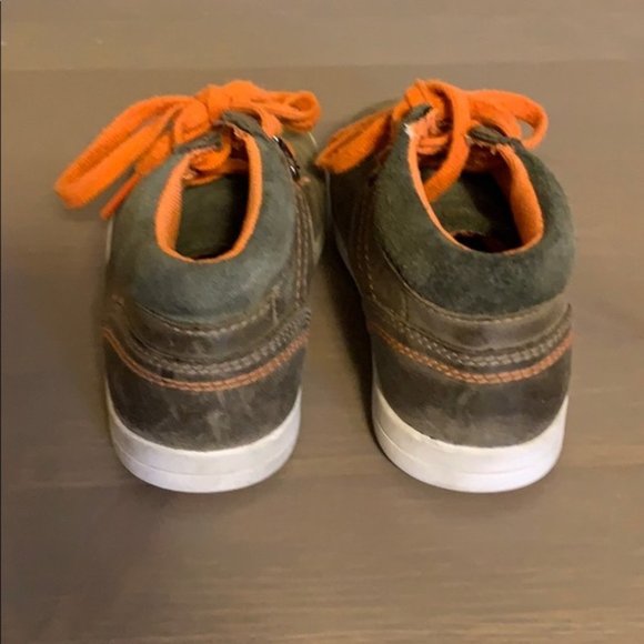 Clarks Brown Leather Shoes - Toddler’s Size 6.5 - Picture 4 of 4